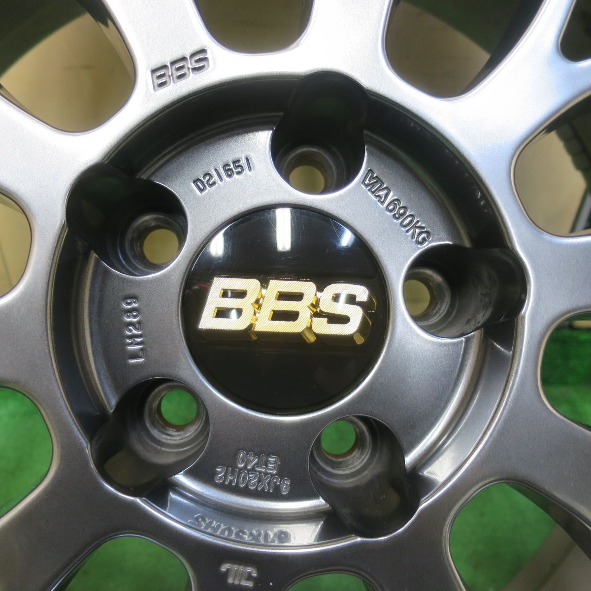 2025超人気！ バリ溝 22年 9分 BBS LM289 LM186 245 35R20 ニットー NT555 G2 20インチ PCD114.3 5H 5100501IMノ シンプルコーデ