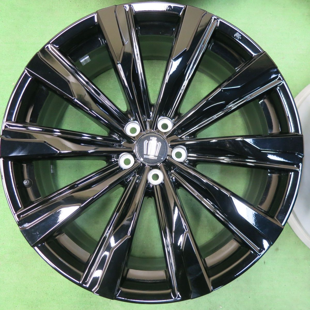 送料無料] ☆新車外し☆トヨタ クラウン スポーツ Z 純正 ホイール 21