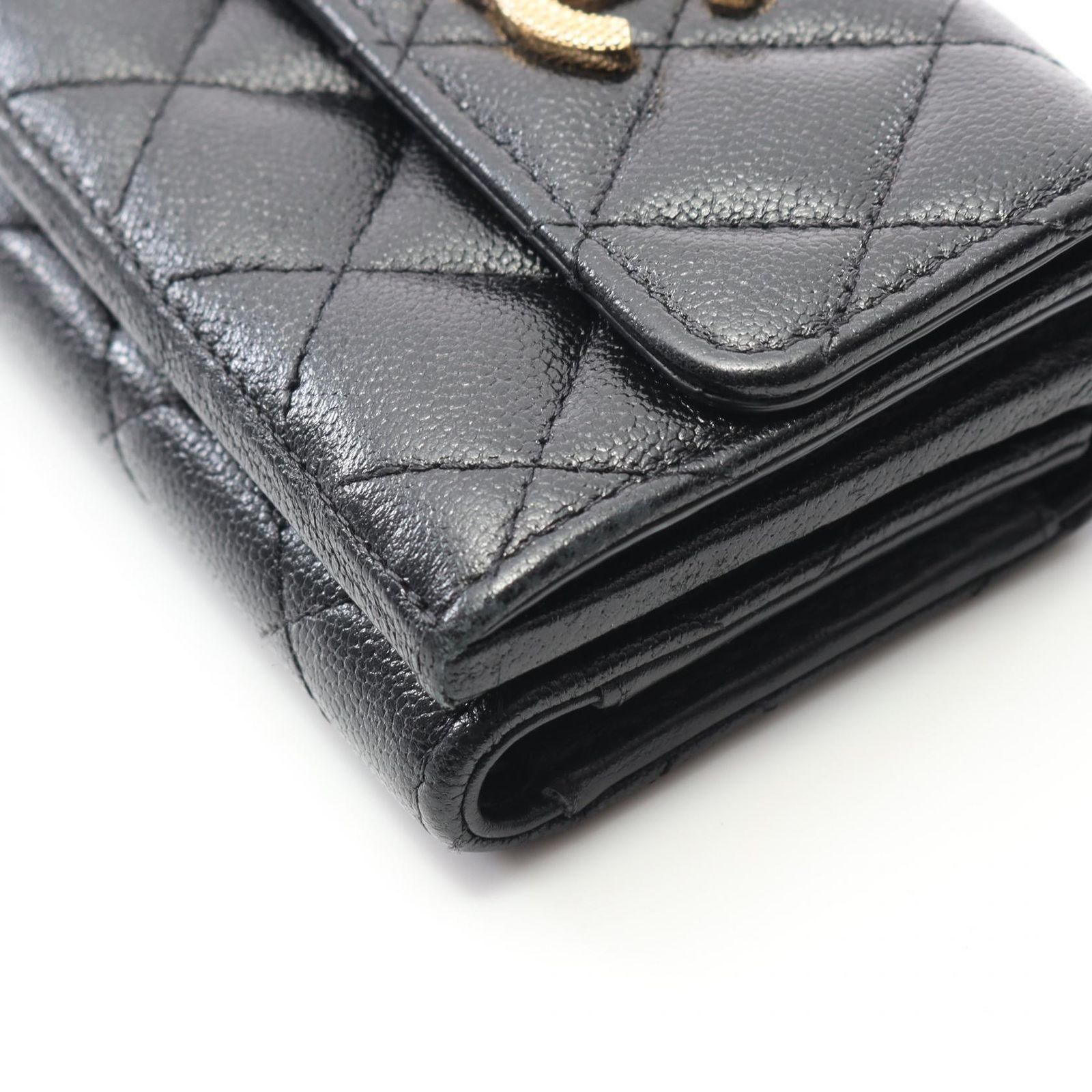 シャネル CHANEL 三つ折り財布 マトラッセ スモール フラップ 