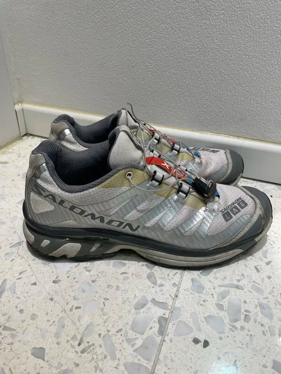 サロモン SALOMON xt4 SLAB スニーカー シルバー