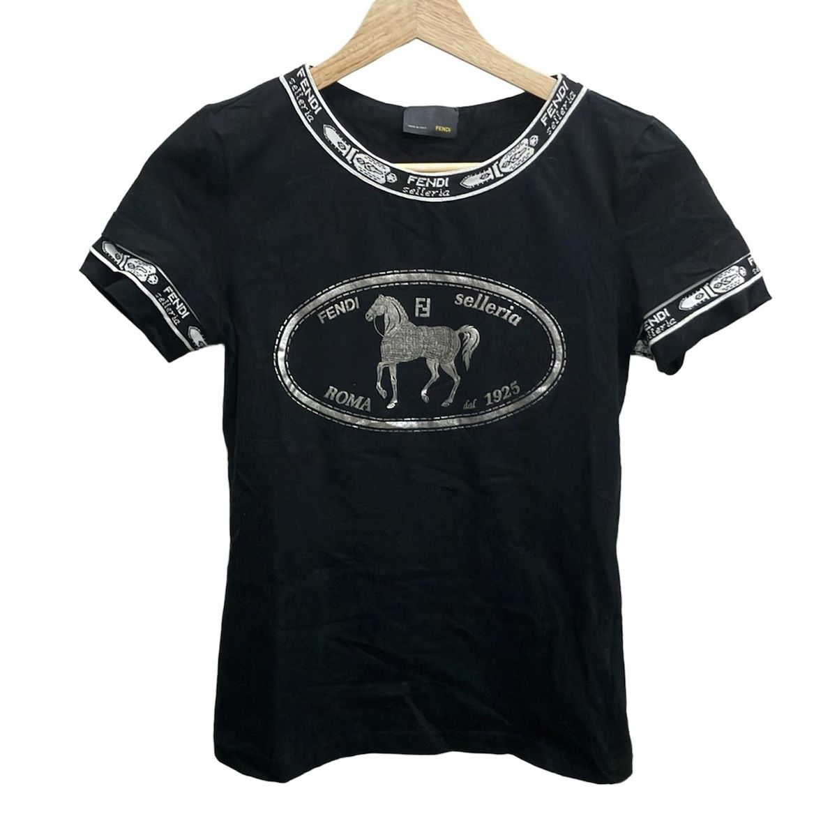 FENDI フェンディ 半袖Tシャツ サイズ38 S レディース - 黒×白×シルバー セレリア|ホースプリント|リボン