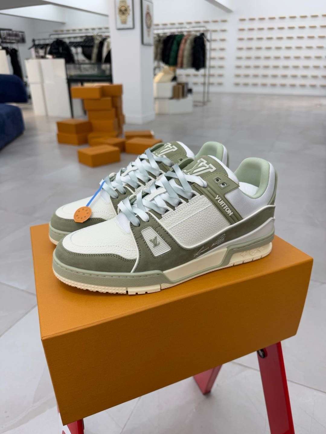 Louis Vuitton Trainer 87-ライトグリーンフロスト