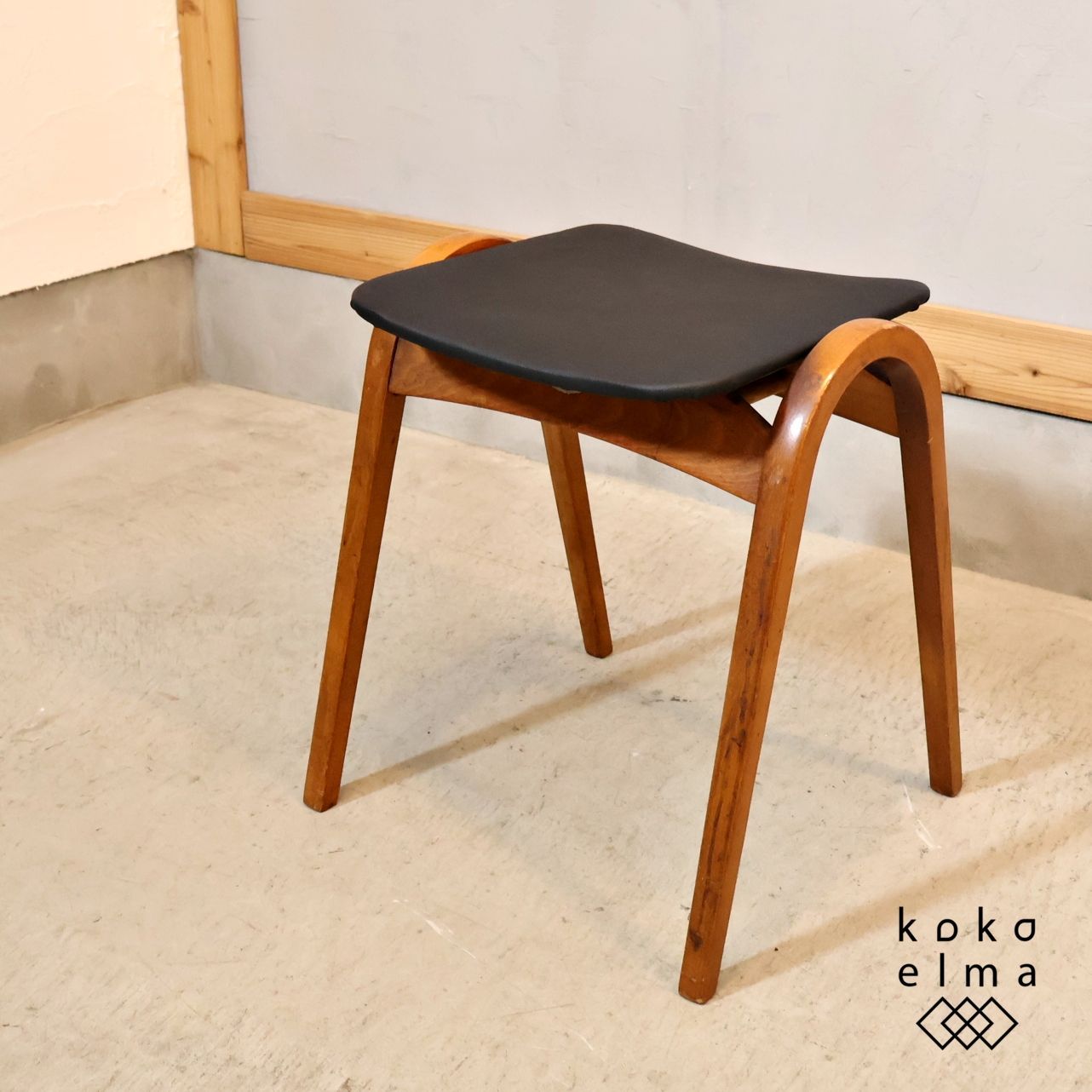 秋田木工 スタッキング スツール チェア 椅子 大塚家具 秋田木工 スツール「No.202」ナラ材WOホワイトオーク色 張地
