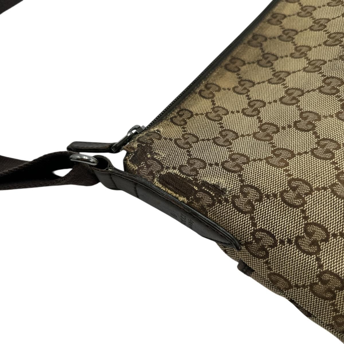 GUCCI GGクリスタル ショルダーバッグ 145857 001013 GUCCI - グッチ 145857 001013 ショルダーバッグ ブラウン GUCCI