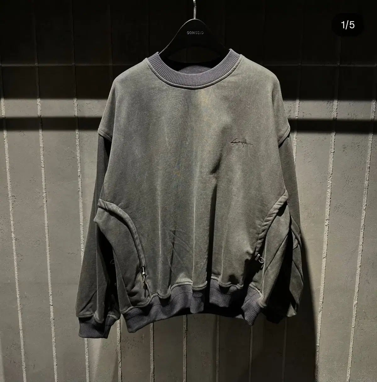 ソンジオ オム SONGZIO HOMME バットマン DC ローグ ギャラリー ウィング シャーリング ダイング クルーネック スウェット