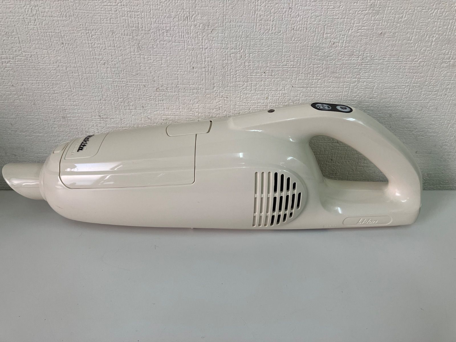 makita マキタ 充電式クリーナー CL105D - メルカリ
