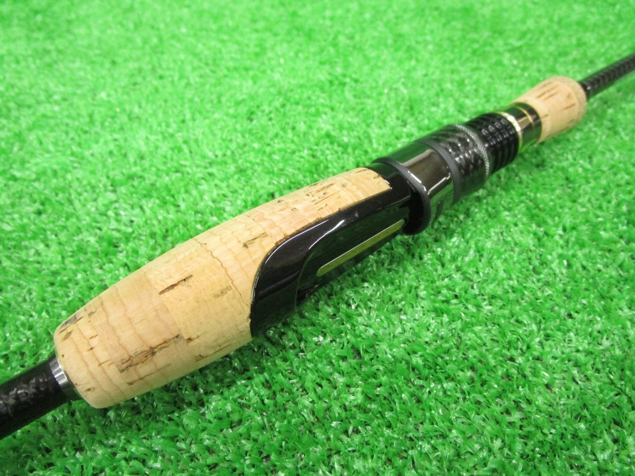 エバーグリーン カレイド セルペンティ スーパーフィネス TKSS-61ULST