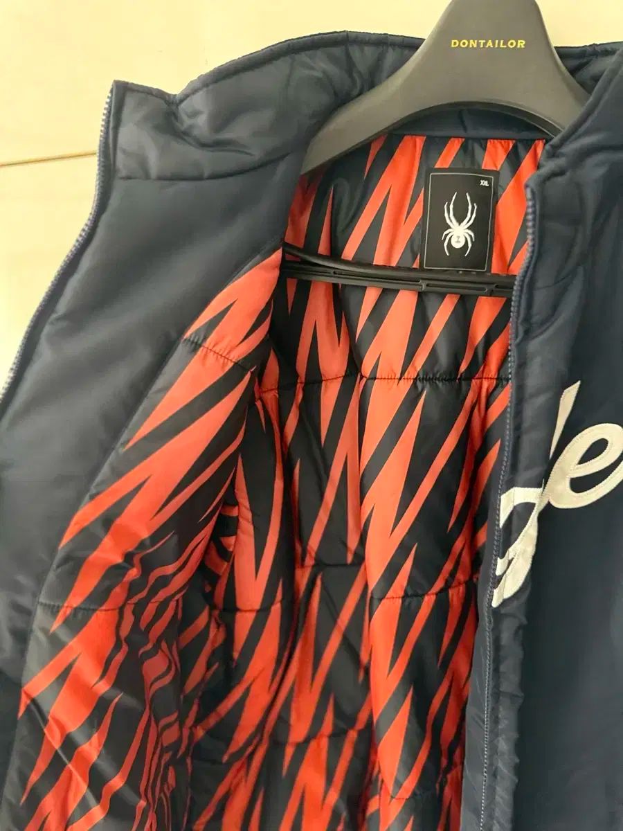 【緊急大幅値下げ!】 2025シーズン Hanwhae Eagles ハンファ イーグルス 冬アウター 魅了された