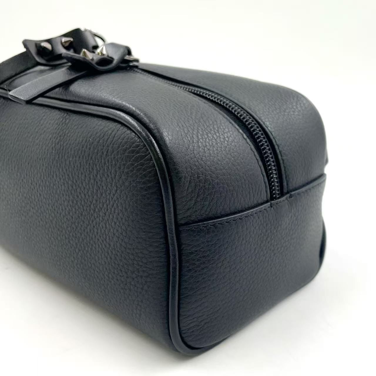 リモワ 廃番956.38『Savannah』アルミ・ビューティケース 鍵付・安全