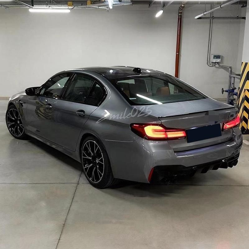 リアスポイラー