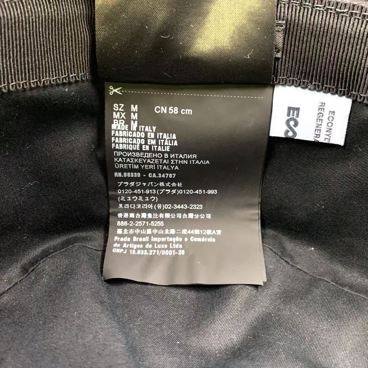 帽子 シルバー