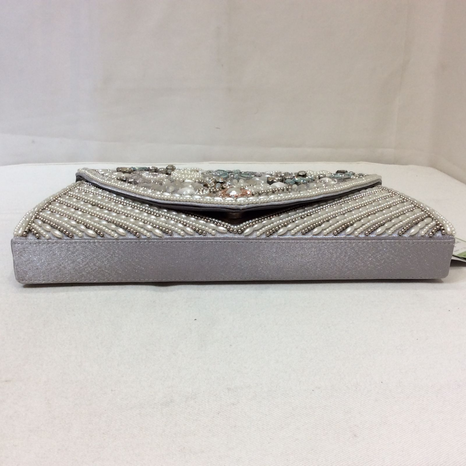 チェーンショルダー付き シルバー系