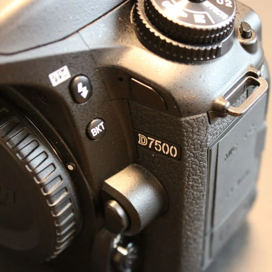 D7500