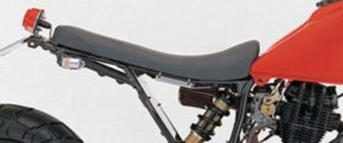 キタコ KITACO フラットシートタイプ3 STD TW200|TW200E|TW225 106-610-0678-80