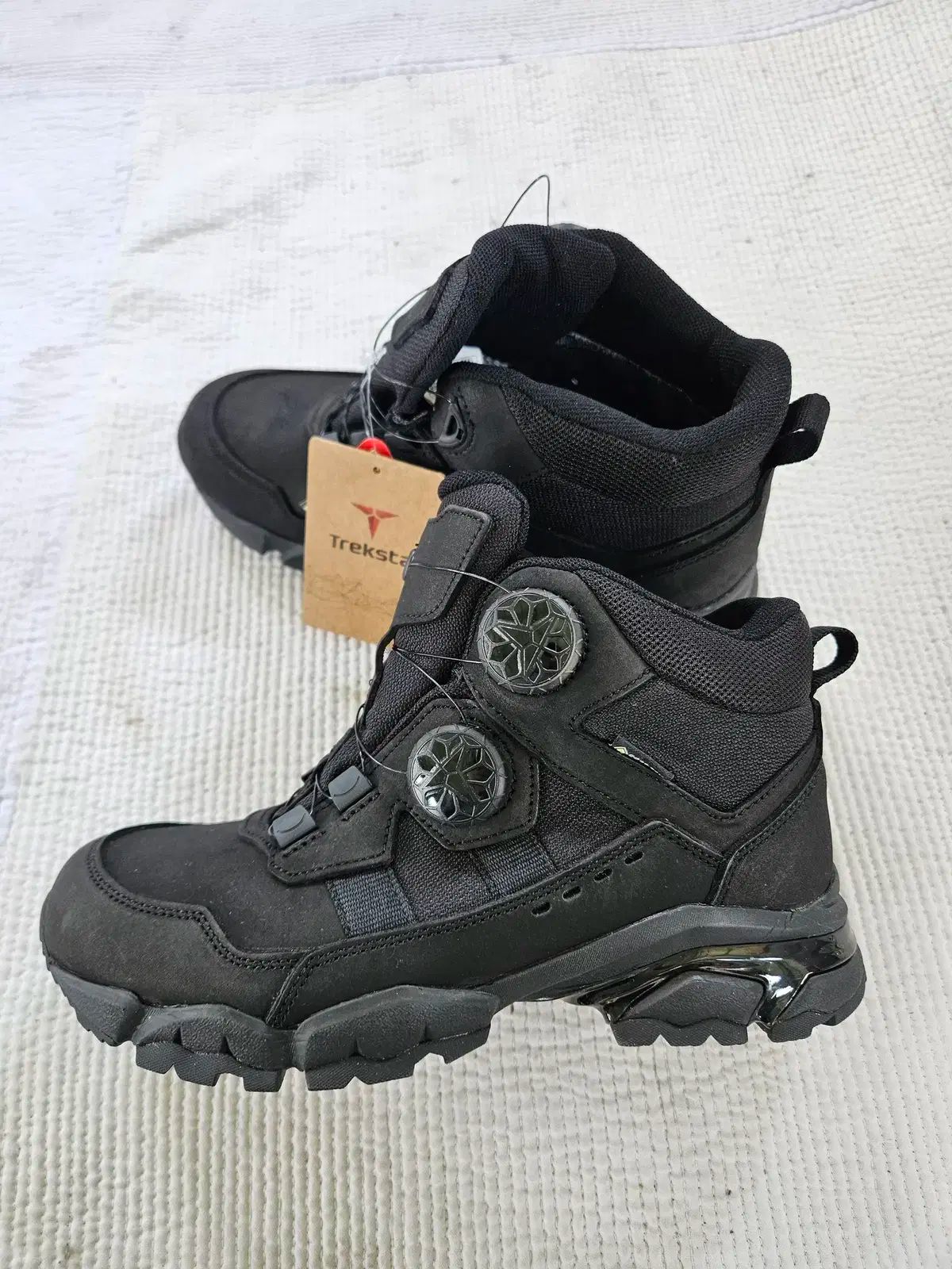 Treksta トレクスタ GORE-TEX ゴアテックス 京畿おとぎ話 タグに添付 サイズ 245 52000