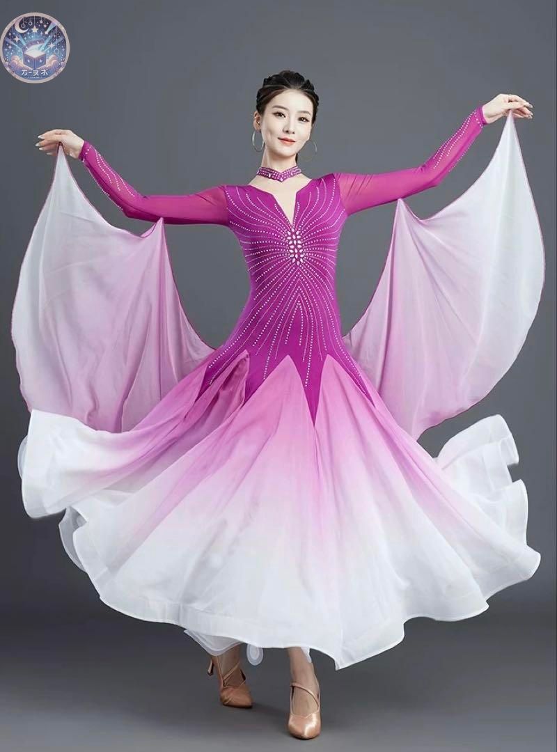 ワンピース パーティーにも最適な一着