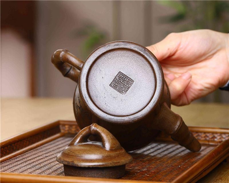 新品『中国茶器・梅蘭竹菊 茶壺 紫砂壶　茶色・こげ茶色』中国茶文化・茶道 新品『中国茶器・梅蘭竹菊 茶壺 紫砂? 茶色・こげ茶色』中国茶