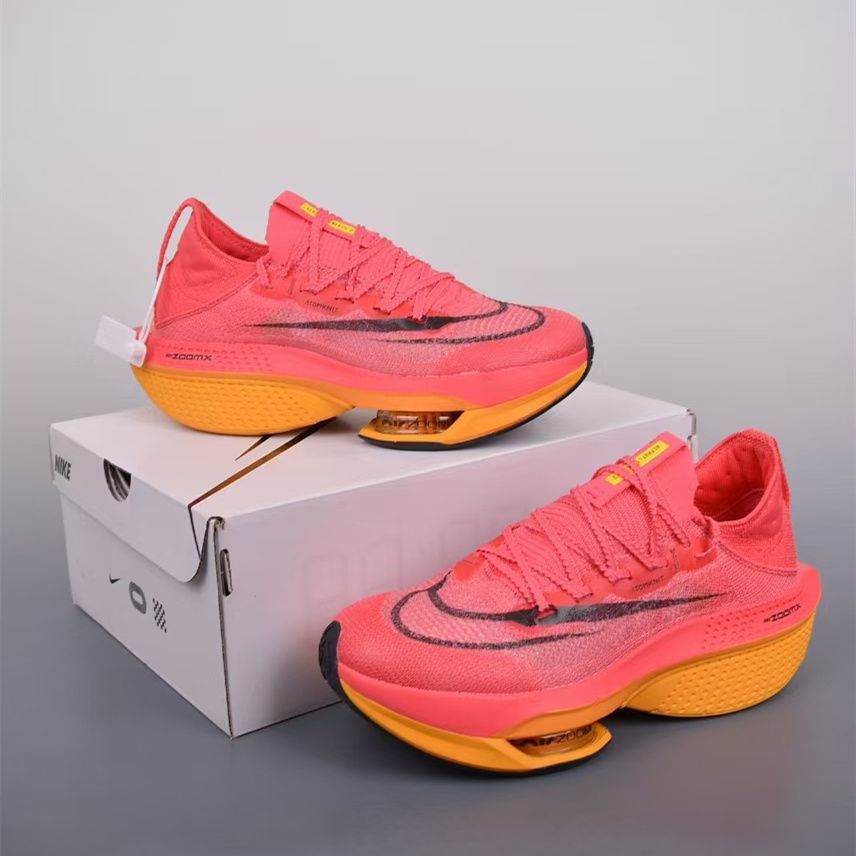 レア 新品同様 ナイキ NIKE ズームXストリークフライ 26cm