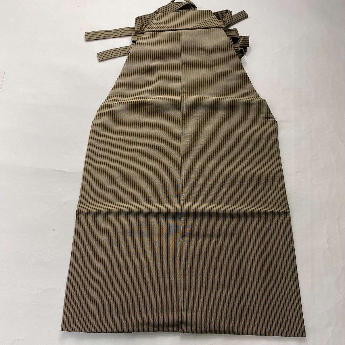 夏物 絽の馬乗り袴（細縞文）紐下88㎝ お手入済 正絹美品 （【楽天市場 