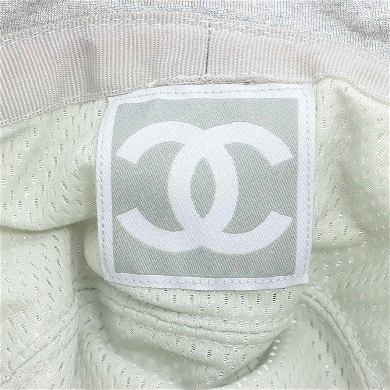 【ホワイトラインがアクセント☆】CHANEL バケットハット ブランド Chanel ハット バケットハット ファッションデザイン