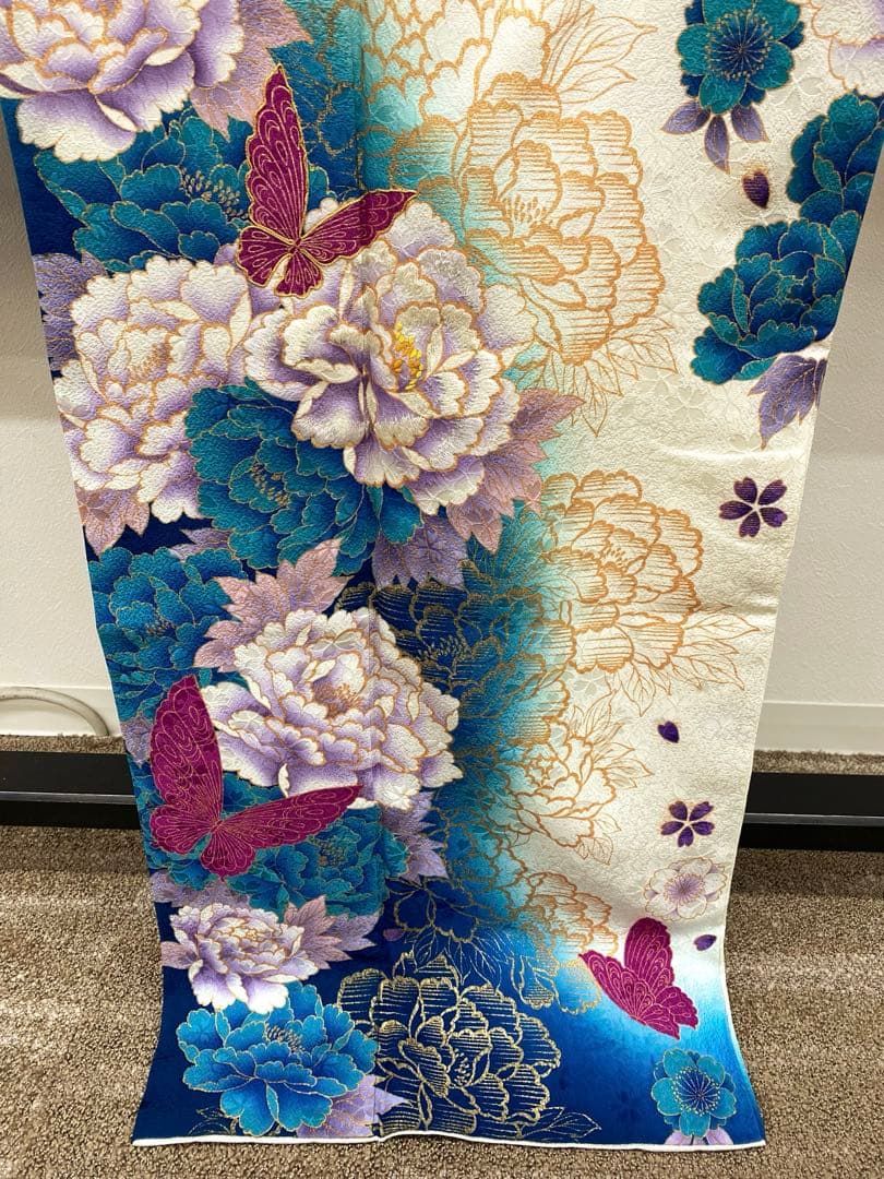 振袖 豪華 大輪 牡丹 金彩 金刺繍 紋意匠 柄八掛 身丈168cm 振袖 豪華 大輪 牡丹 金彩 金刺繍 紋意匠 柄八掛 身丈168cm 振袖 豪華