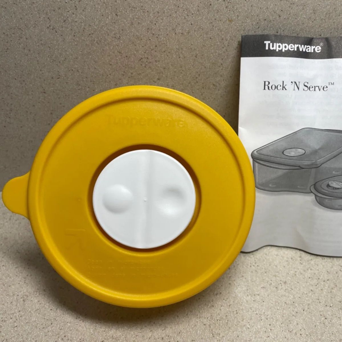 tupperware ロックンサーブ4個セット