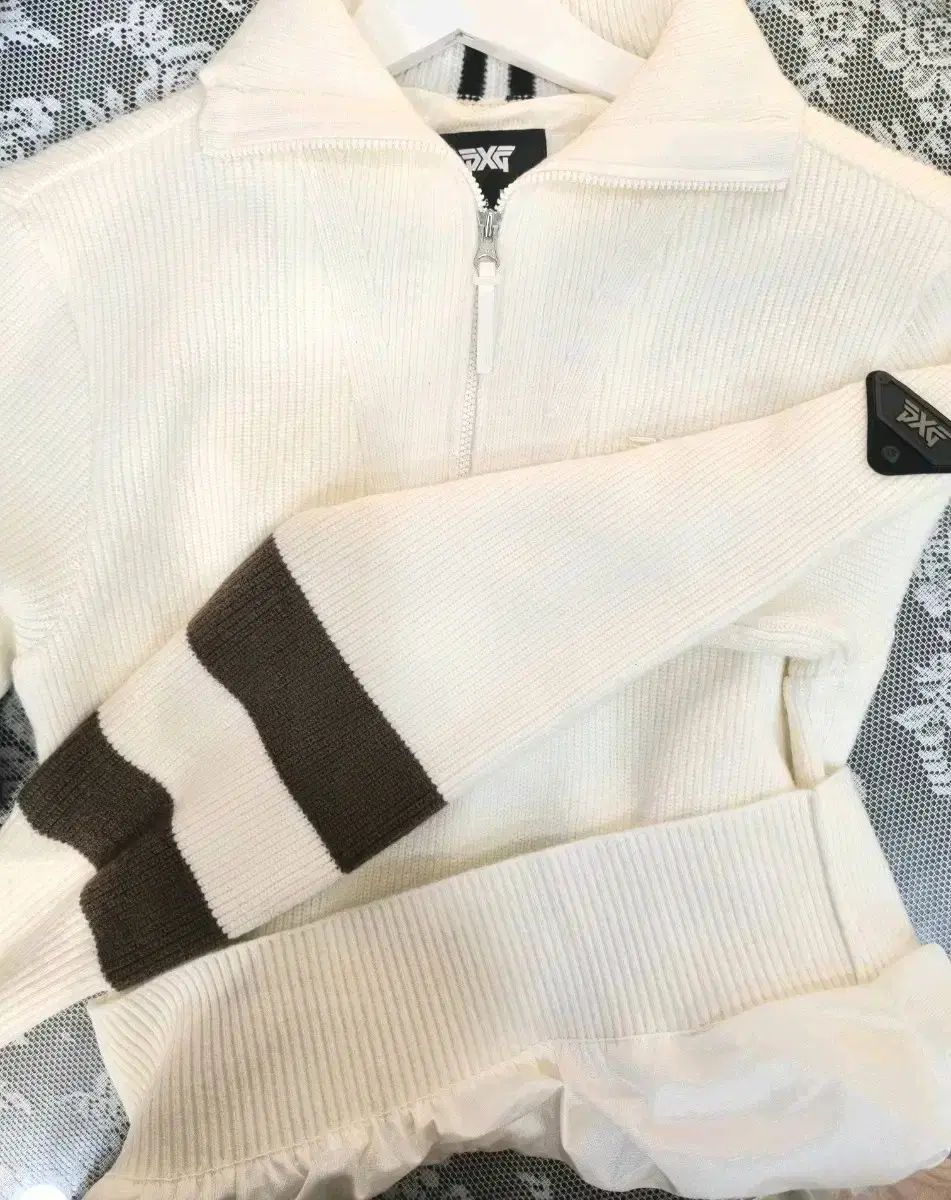 ハーフ ジップアップ