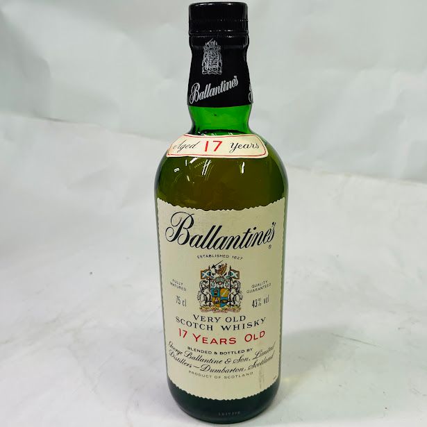 未成年の飲酒は法律で禁じられています バランタイン17年