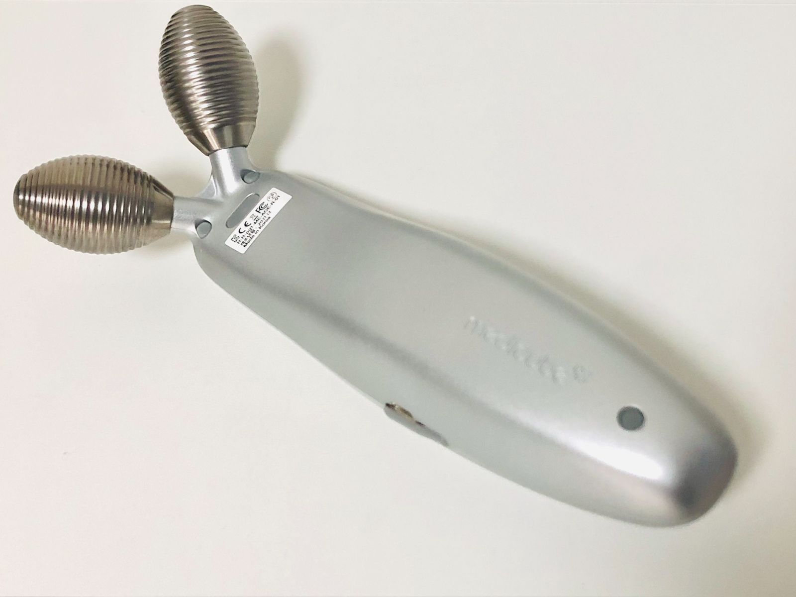 メディキューブ AGE-R DEVICE ME-AGE-R-01 家庭用美容器 美顔器