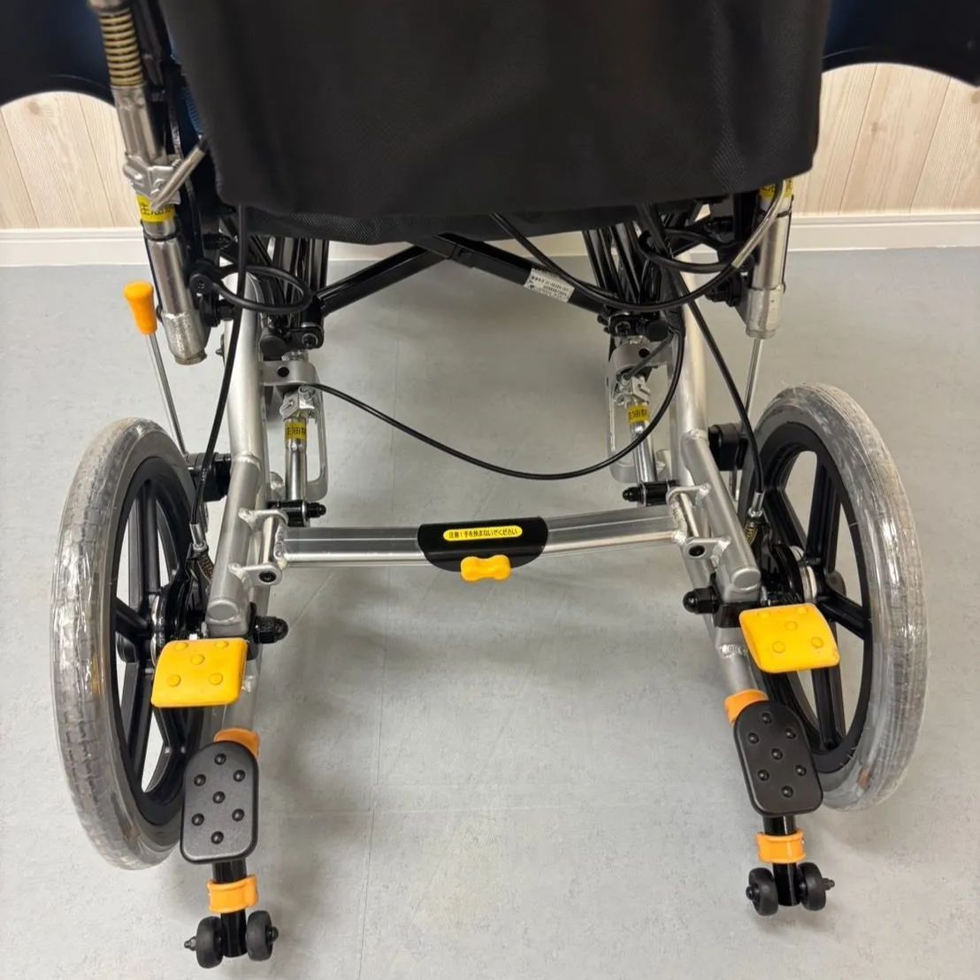 MH-CR3D マイチルトコンパクト 松永製作所 介助式車椅子 ノーパンク