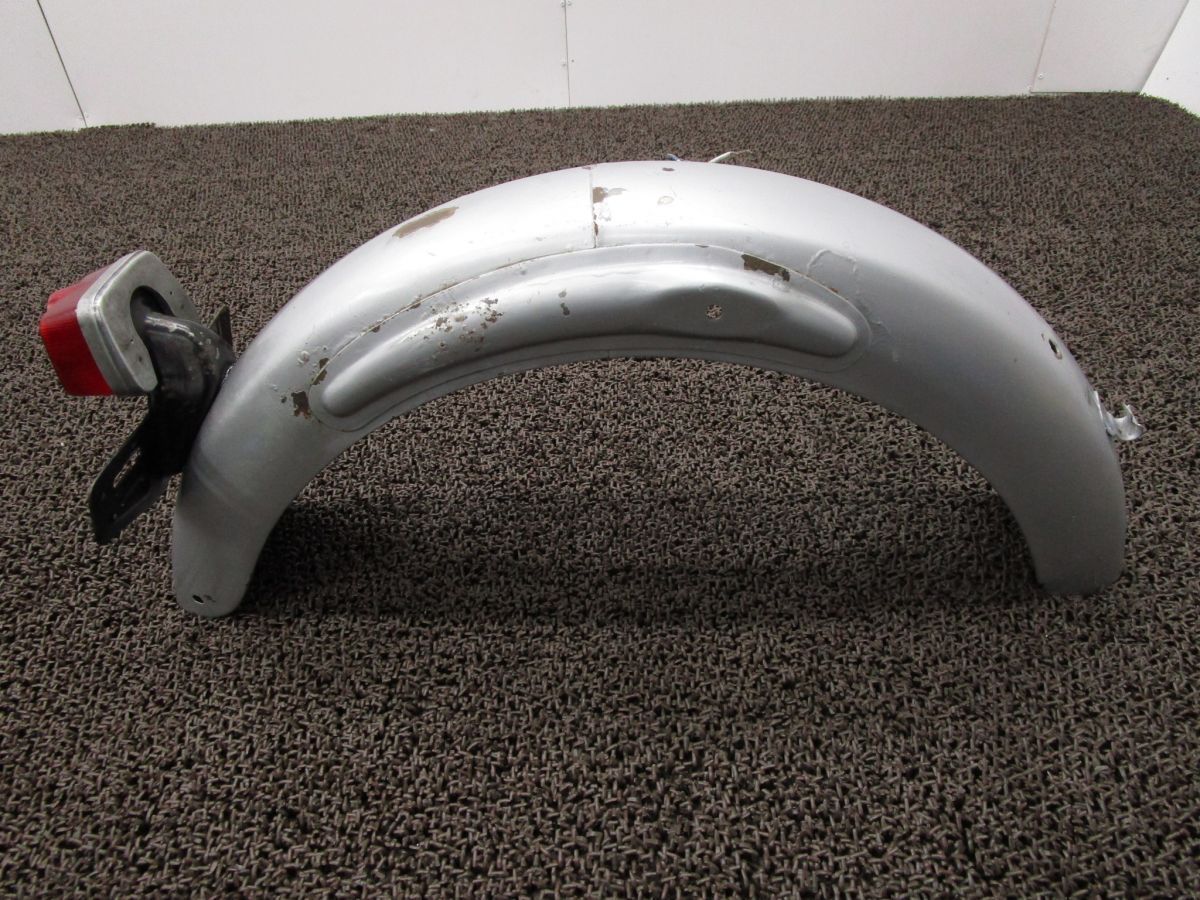 リアフェンダー テールランプ