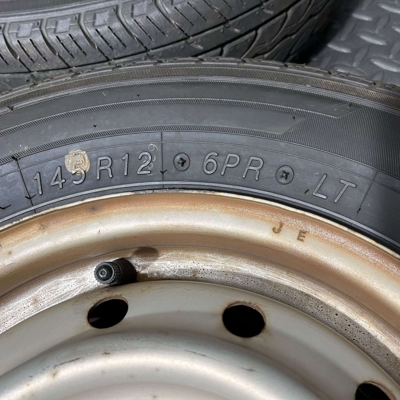 夏タイヤ サマータイヤ