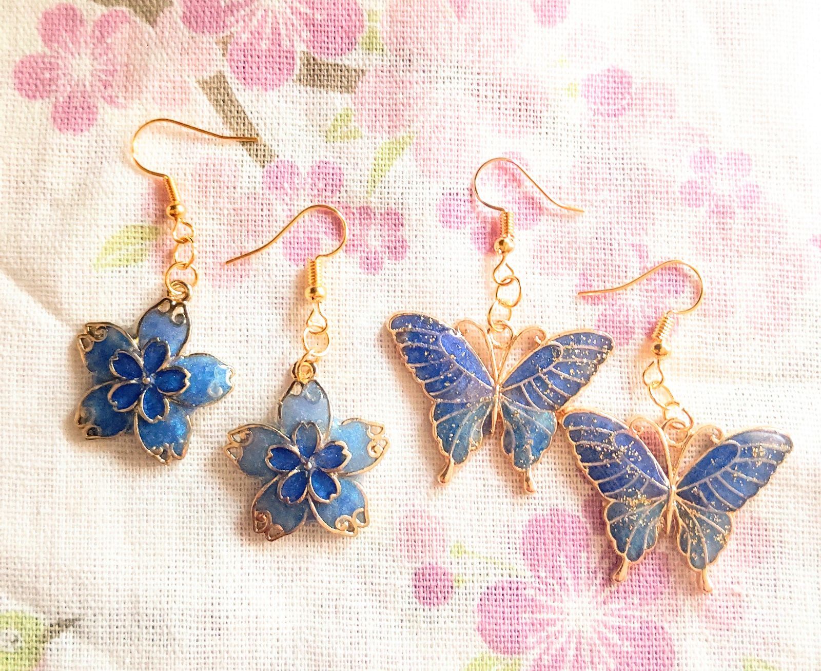 No.248 ハンドメイド 和風ピアス 2ペアセット 蝶と桜 - メルカリShops