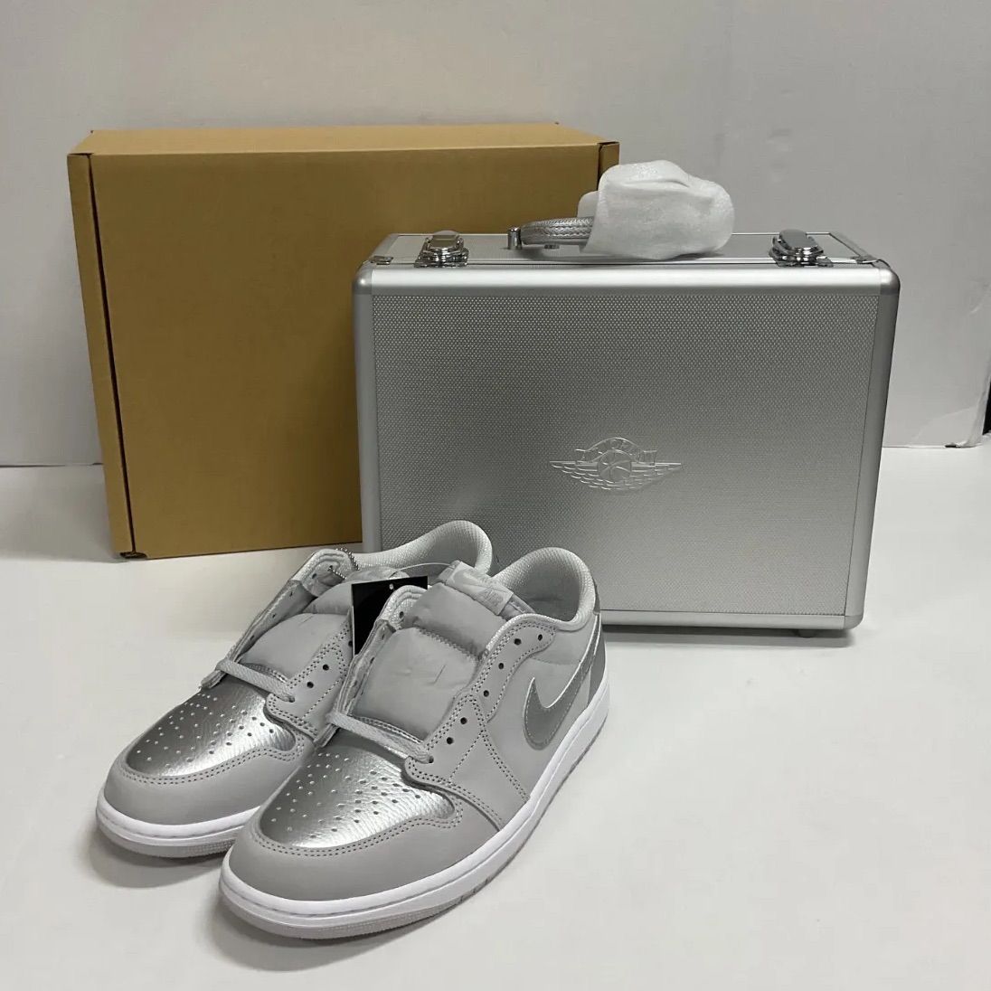 77.【未使用品】NIKE Air Jordan 1 Retro Low OG 77.【未使用品】NIKE Air Jordan 1 Retro Low OG