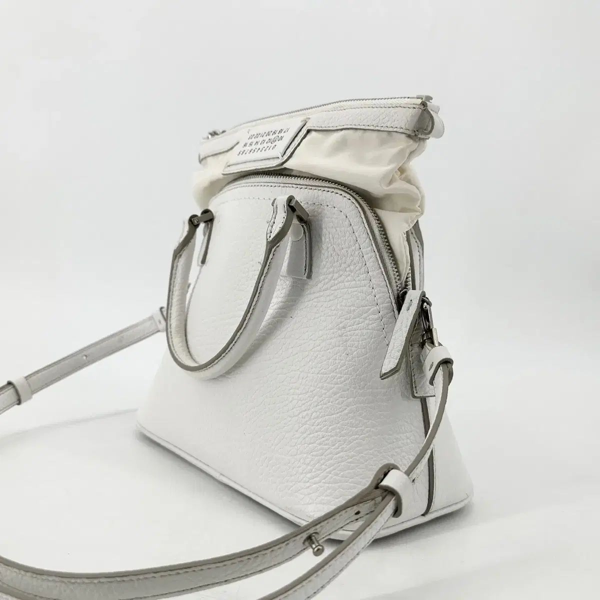 メゾン Maison Margiela(メゾン マルジェラ) 5ac スモール メゾン Maison Margiela(メゾン マルジェラ) 5ac スモール