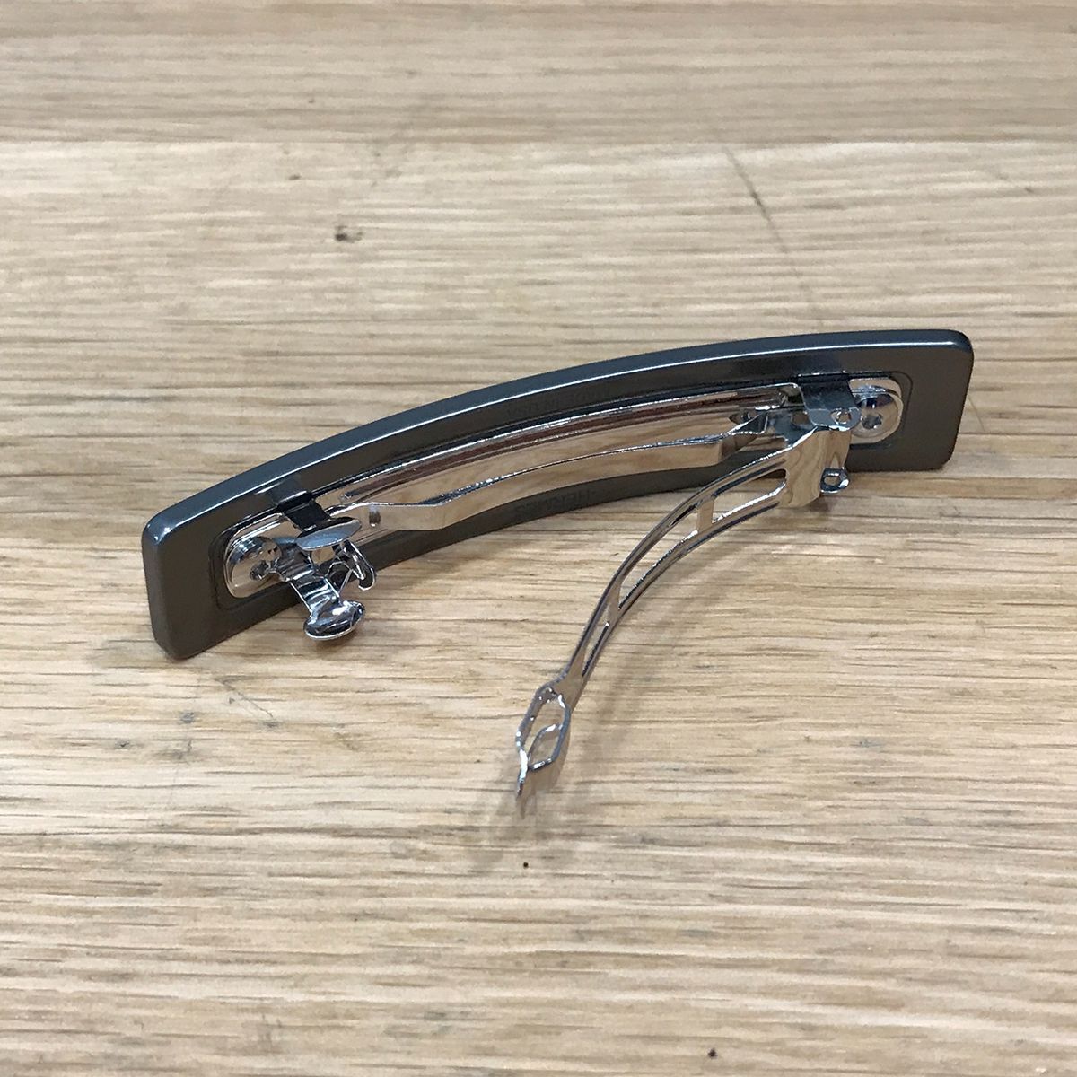 【新品】HERMES エルメス バレッタ 黒　カプリス 新品未使用 エルメス バレッタ カプリス エルメス 【公式通販】