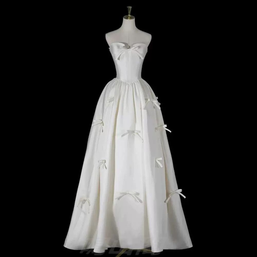 ♥ 2025 ウェディングドレス ウエディングドレス 二次会 結婚式 前撮り ブライダル ロングドレス 花嫁 プリンセスドレス チューブトップ リボン サテン オフショルダー 可愛い