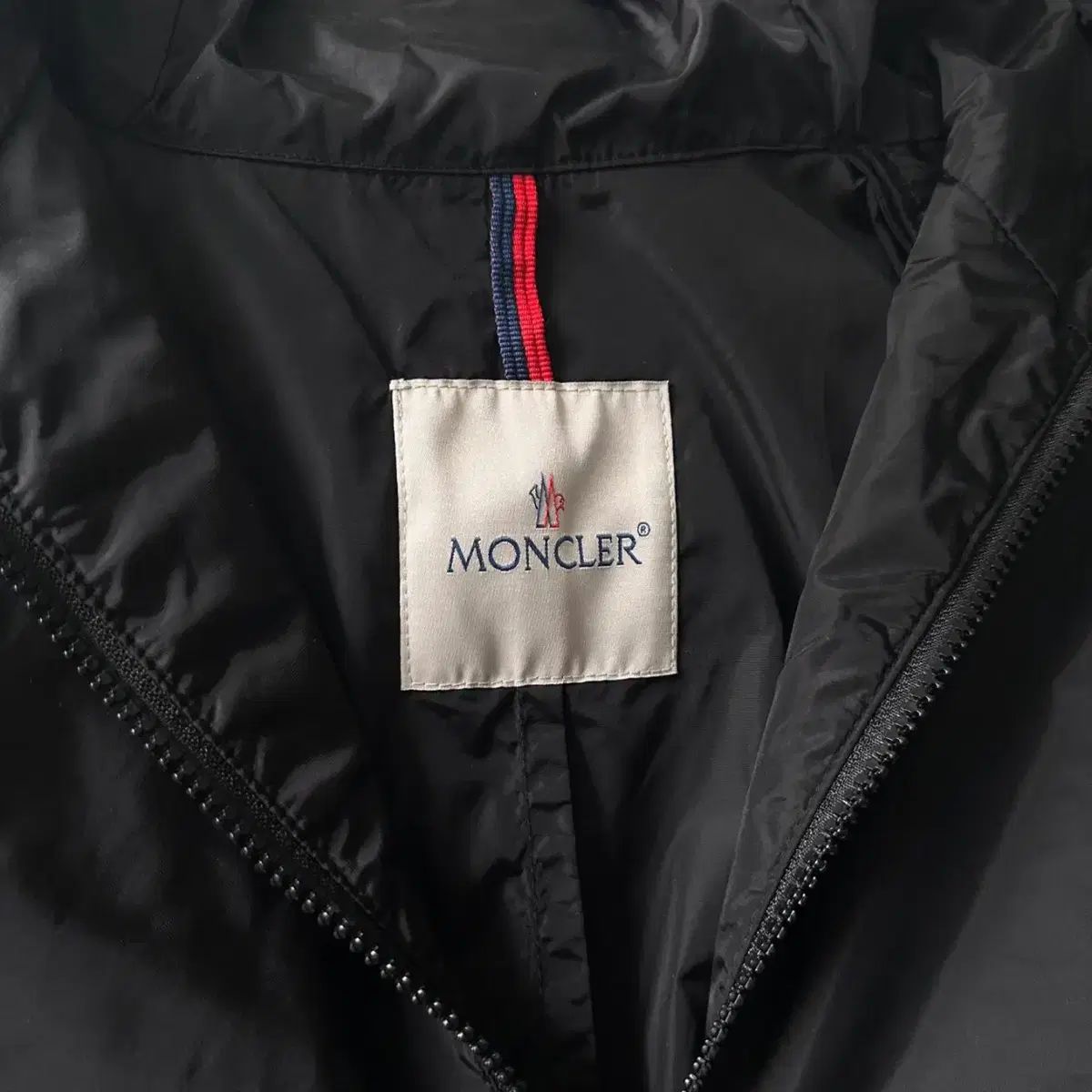 ウィンドジャケット