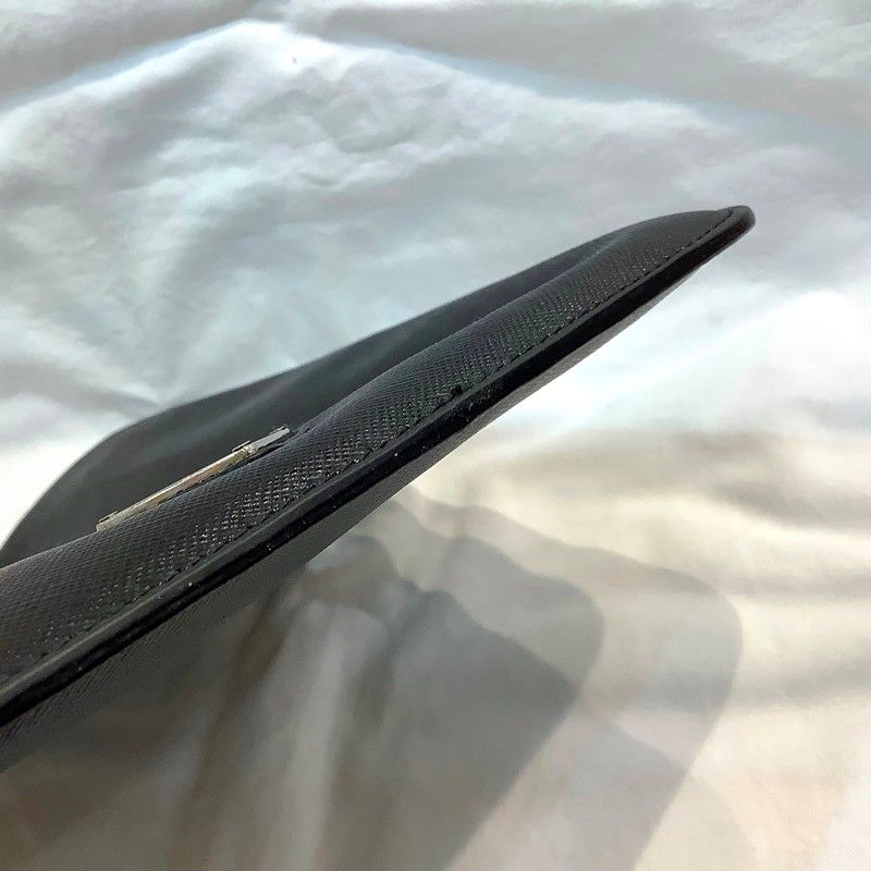 【美品・カード付き】プラダ／サフィアーノ iPadケース 2ARD64 美品・カード付き】プラダ／サフィアーノ iPadケース 2ARD64 超