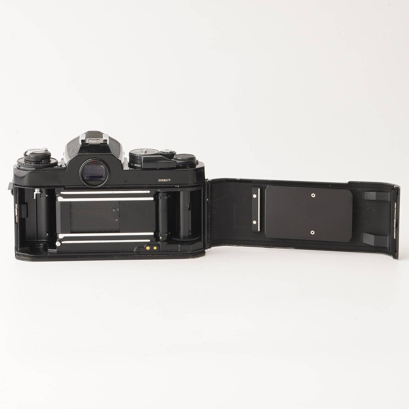 カ*有様 Nikon FE2 ブラックボディ　フィルム一眼レフ　カメラ Amazon | Nikon FE2 ブラック | 一眼レフカメラ