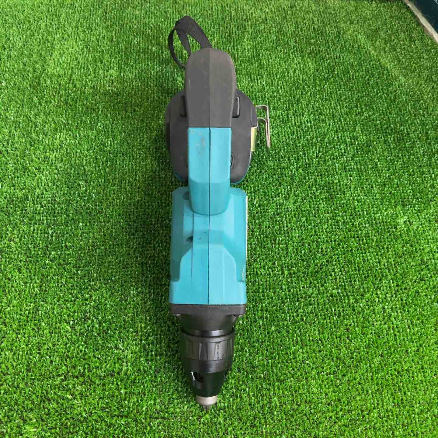 コードレススクリュードライバー