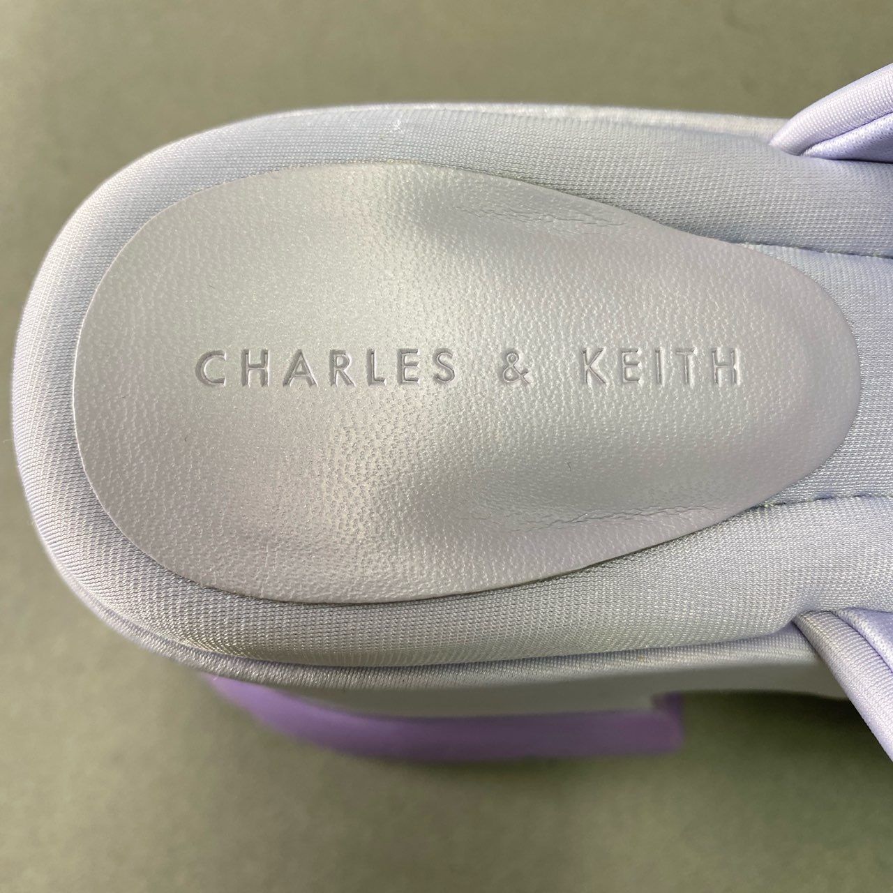 3d22 CHARLES＆KEITH チャールズアンドキース LILAC