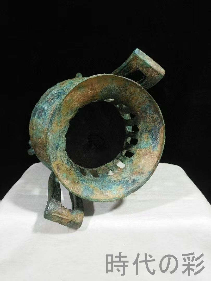 中国古美術 戦国 青銅器 朝冠耳香炉 禮器 香道具 風紋彫刻 芳香具 案頭 骨董 中国古美術 戦国青銅朝冠耳香炉 貴族熏香 礼器 香道具 骨董逸品 戦国