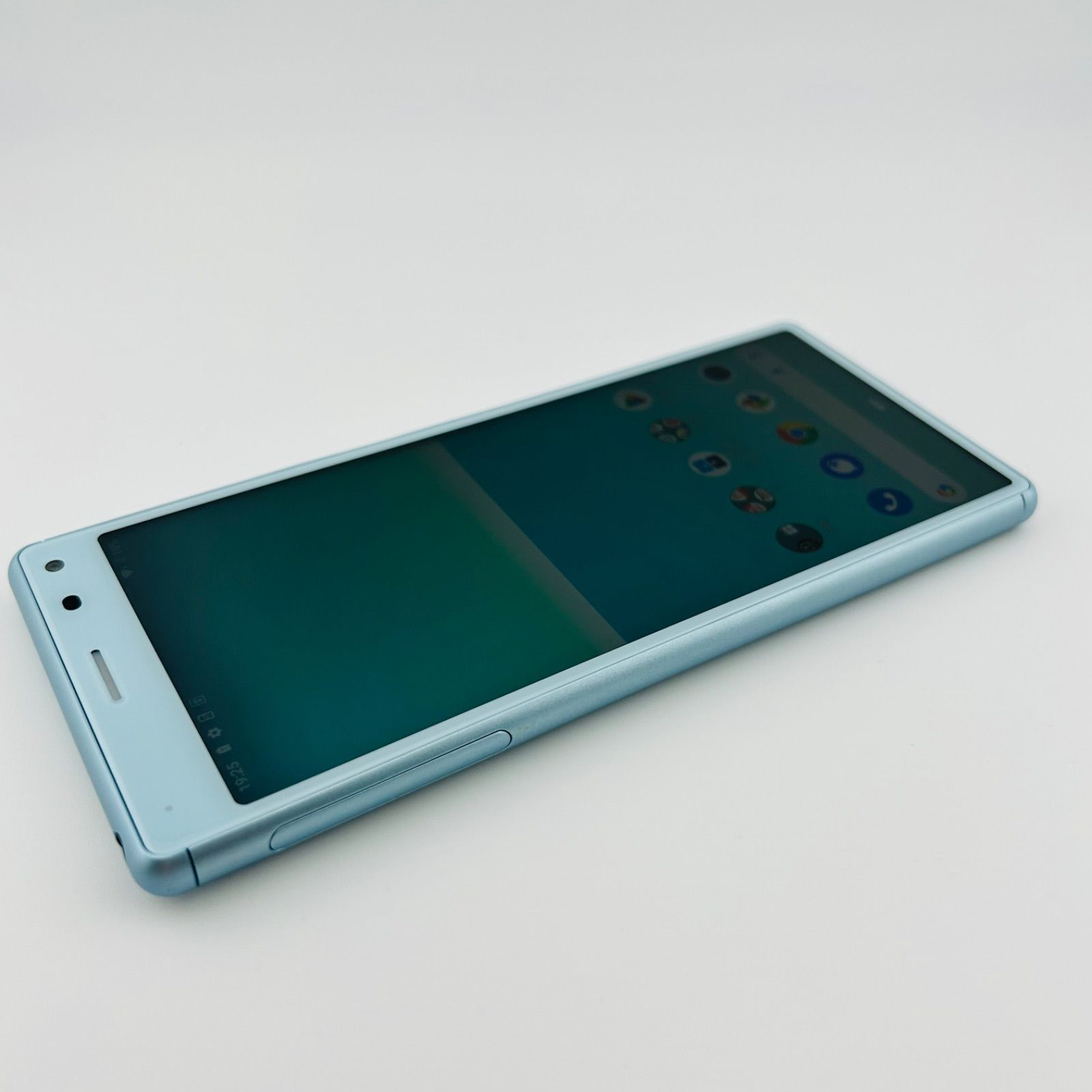 美品 バッテリー良好 Xperia 8 SOV42 64GB ブルーSIMフリー(simロック