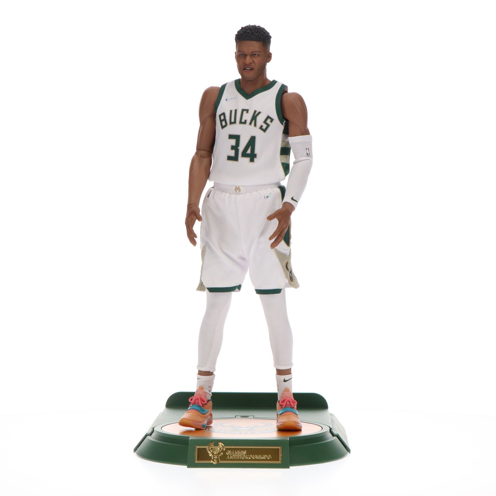 リアルマスターピース NBAコレクション ヤニス・アデトクンボ 1