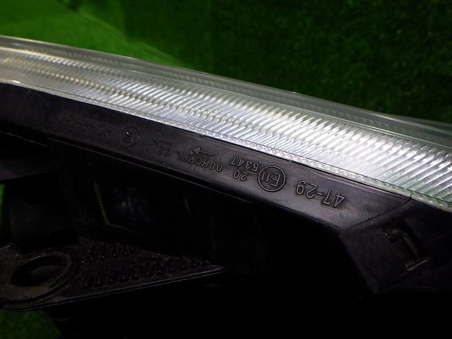 30系 プリウス ヘッドライト 左右 ハロゲン ZVW30 前期 47-29 ホ