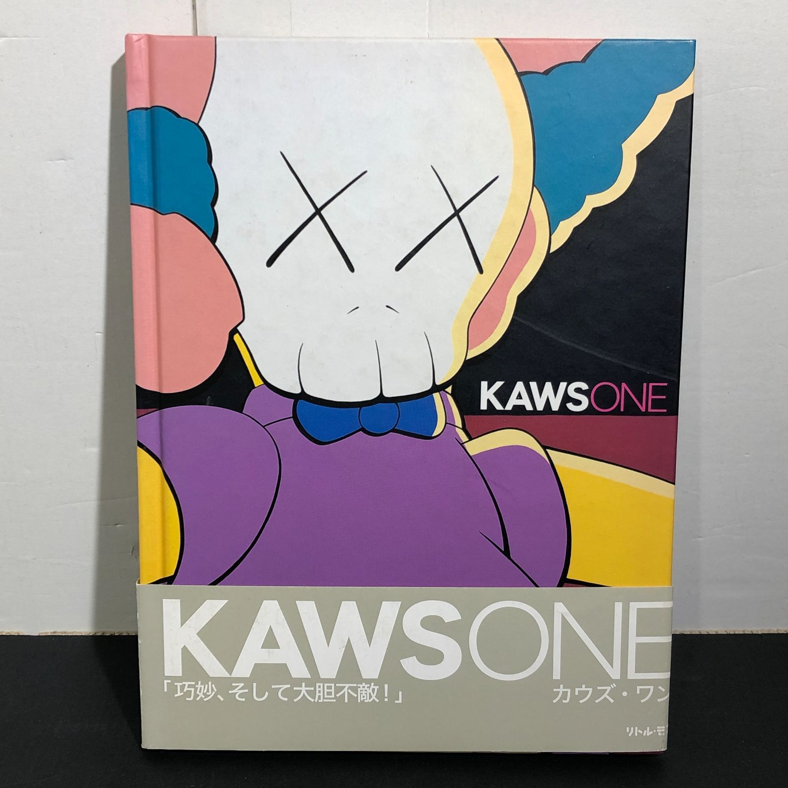 KAWSONE カウズ アート カウズ初版 KAWSの初期作品集『KAWSONE