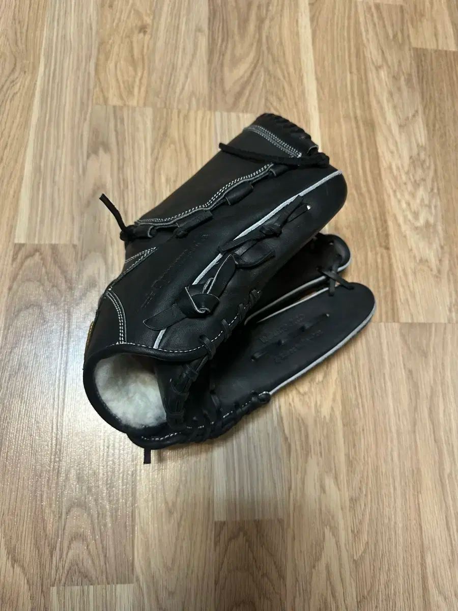 WE コードダイナミクス K 投手用グローブ ウー 투 좌투용 ブラック