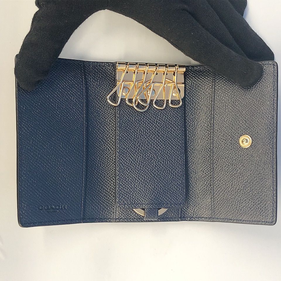 美品】COACH キーケース ネイビー【財布】【2】 - メルカリ 美品】COACH キーケース ネイビー【財布】【2】 - メルカリ