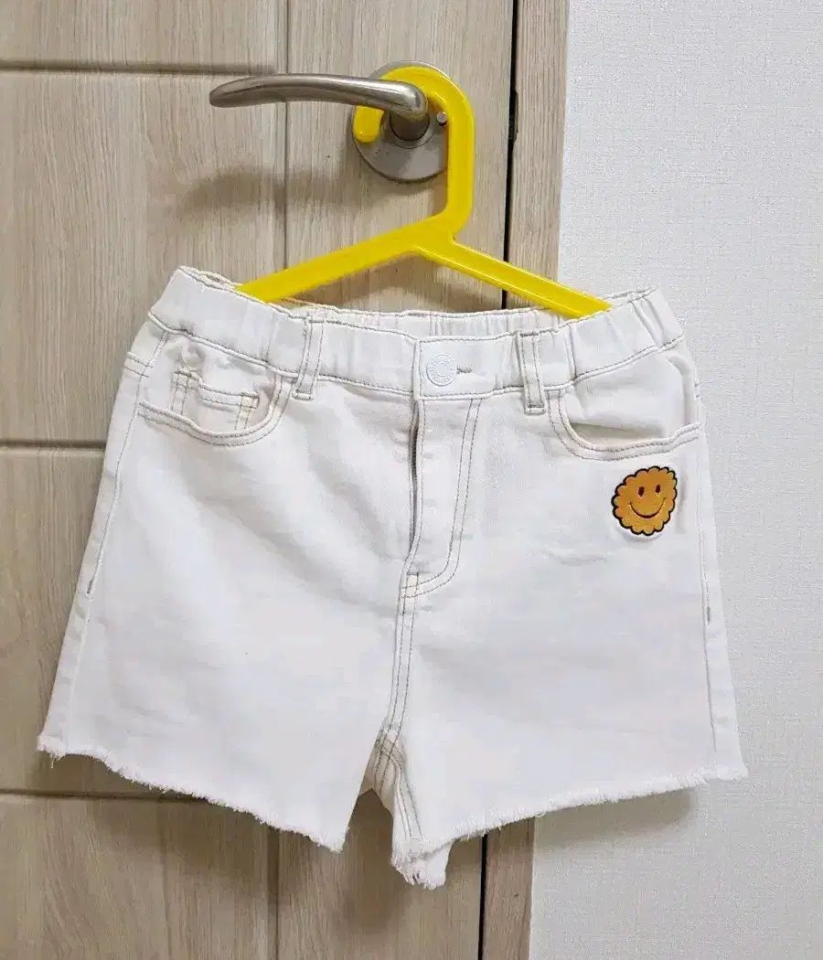 アイスビスケットキッズ ホワイトブルー 半ズボン 145